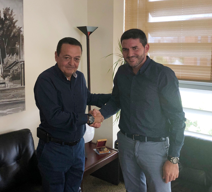 El consejero de Agua, Agricultura, Ganadería, Pesca y Medioambiente se reúne con el presidente de Croem (Confederación Regional de Organizaciones Empresariales)