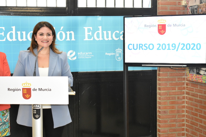 La consejera de Educación informa sobre las novedades del próximo curso escolar 2019/2020