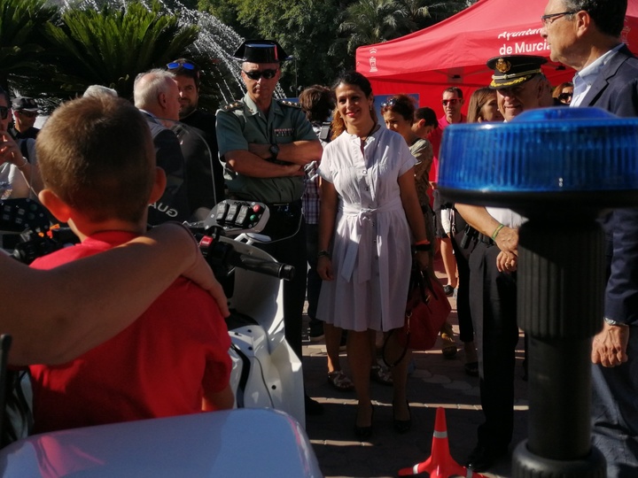 Exhibición de medios de las distintas especialidades de la Guardia Civil (1)