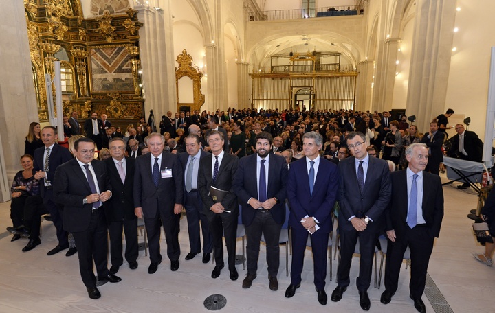 López Miras preside la recepción oficial a los asistentes del XXII Congreso Nacional de la Empresa Familiar (3)