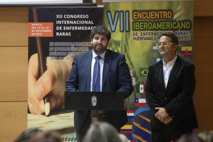 El presidente de la Comunidad, Fernando López Miras, recibe a los participantes del VII Encuentro Iberoamericano de Enfermedades Raras, huérfanas o poco frecuentes