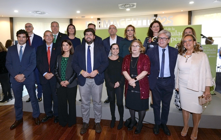 Acto conmemorativo del día de la patrona del Colegio de Farmacéuticos de la Región de Murcia (1)