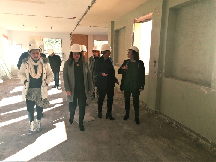 La consejera Esperanza Moreno visita el edificio Lazareto en el que se realizan obras para albergar al Centro Integral de FP Hespérides de Cartagena (II)