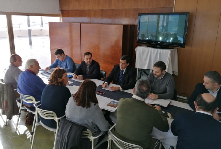 El consejero de Fomento e Infraestructuras, José Ramón Díez de Revenga, durante la celebración de la quinta reunión del Panel de Expertos para prevenir las inundaciones en la Región de Murcia que hoy se ha celebrado en el municipio de Los Alcázares
