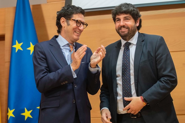 López Miras preside el acto de presentación de la bolsa de mediadores (3)