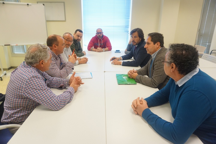 El Gobierno regional se pone a disposición de los afectados por los despidos de SABIC para ayudar a gestionar la situación
