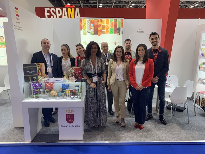 Empresario de la Región de Murcia en la feria gastronómica 'Gulfood Dubai'