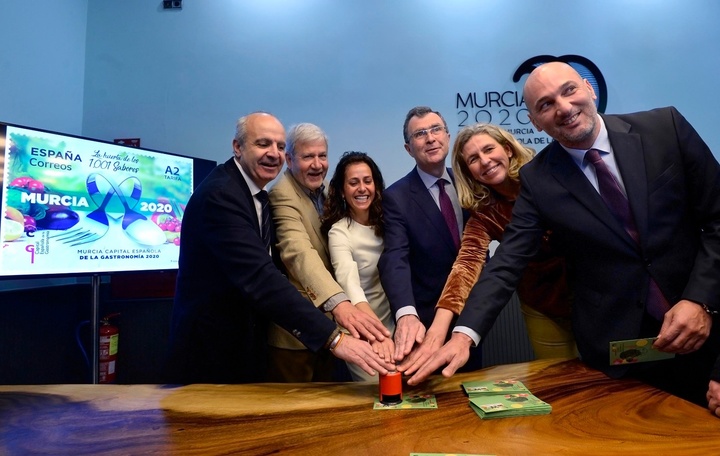 Los '1.001 sabores' de la Región se plasman en un sello de Correos en el año de la capitalidad gastronómica de Murcia