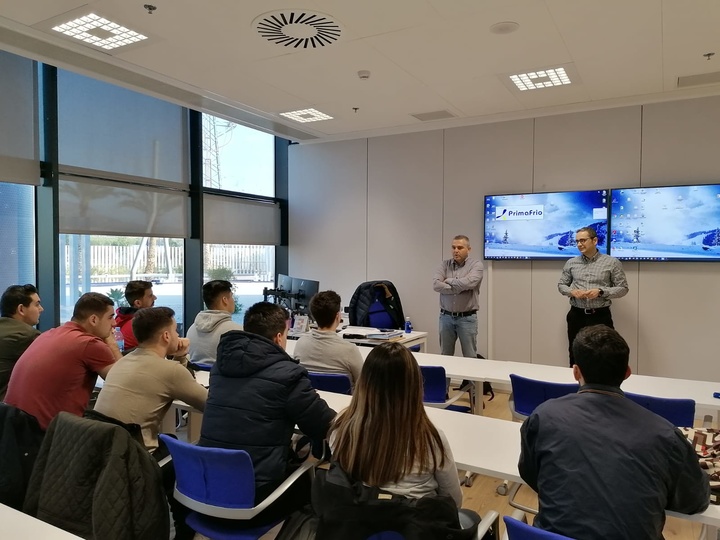 Alumnos del Grado Superior de Comercio Internacional y Transporte, en Primafrio