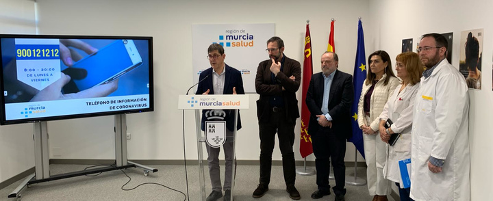 Rueda de prensa para informar sobre el primer caso de coronavirus en la Región