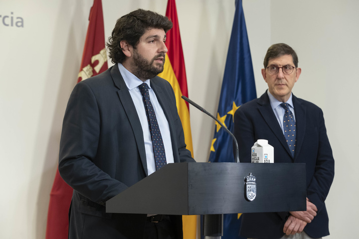 El presidente ha comparecido tras el Consejo de Gobierno extraordinario
