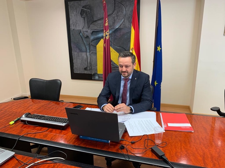 El director general de la Unión Europea durante su intervención en el Comité de las Regiones