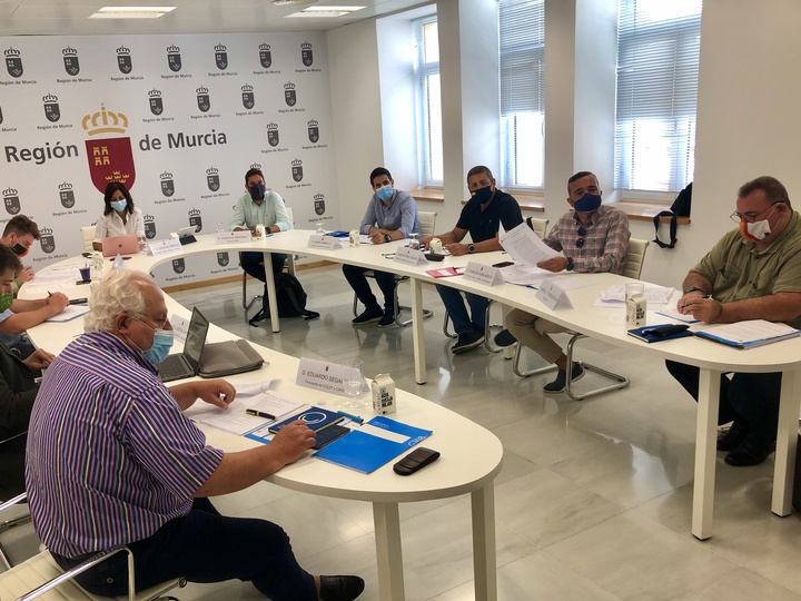 La consejera de Turismo, Juventud y Deportes, Cristina Sánchez, preside la reunión del Consejo Asesor Regional de la Actividad Física y el Deporte de la Región de Murcia