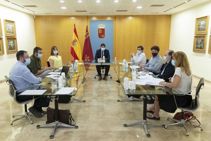 El presidente de la Comunidad preside la reunión del Comité de Seguimiento Covid-19