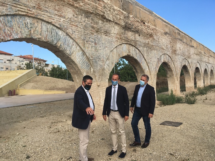 Javier Celdrán visita las obras de rehabilitación del entorno del Museo de la Huerta de Alcantarilla (1)
