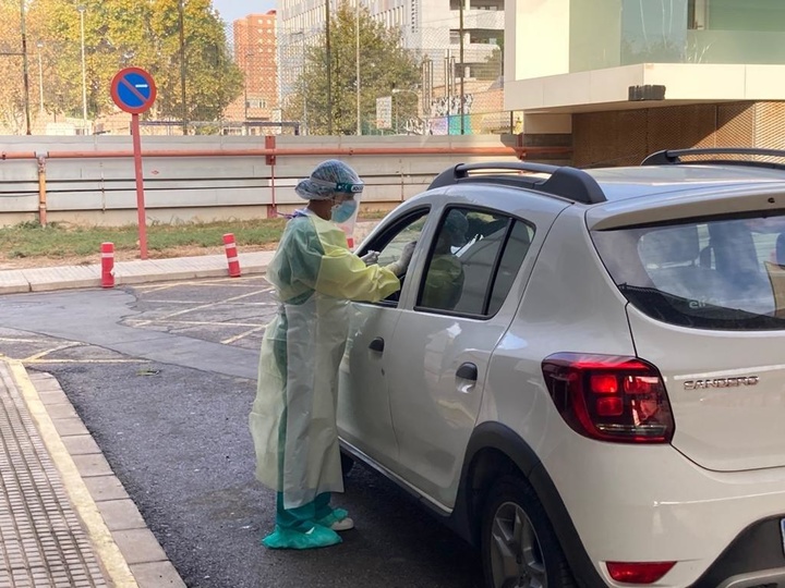 El Complejo Hospitalario Universitario de Cartagena está probando desde hoy en el Hospital del Rosell un sistema que permitirá multiplicar las pruebas Reacción en Cadena de Polimerasa que se realizan en el Área de Salud de Cartagena