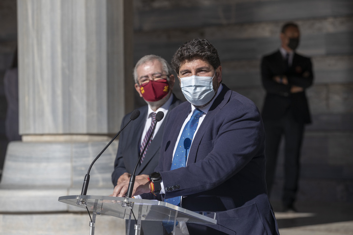 López Miras clausura el acto de homenaje a los diez diputados del antiguo Reino de Murcia que participaron en la redacción y aprobación de la Constitución de 1812 (2)