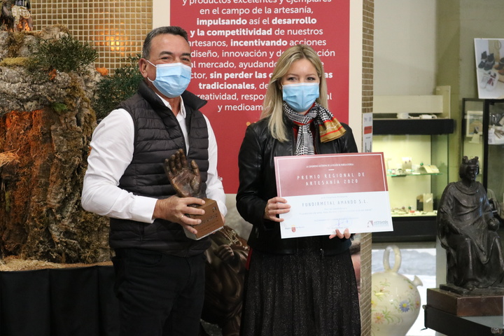 Entrega premios regionales de Artesanía (2)