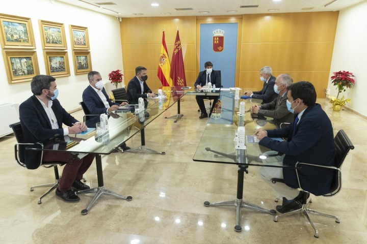 Reunión del jefe del Ejecutivo regional con los presidentes de Froet y Proexport