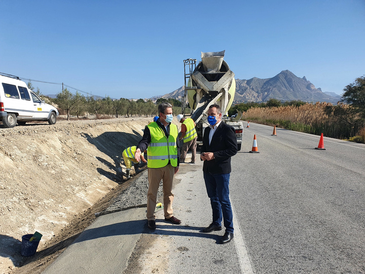 Fomento realiza obras de mejora en la carretera que conecta Abanilla con Santomera