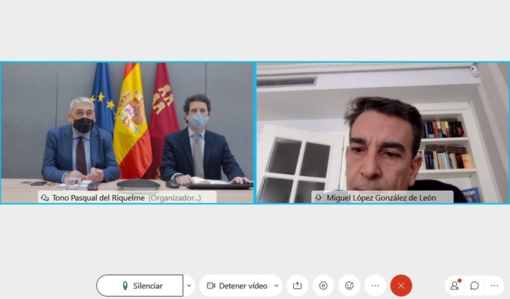 Empleo colabora con Escuela de Negocios, Dirección y Administración de Empresas (Enae) para que autónomos y personas desempleadas mejoren su formación