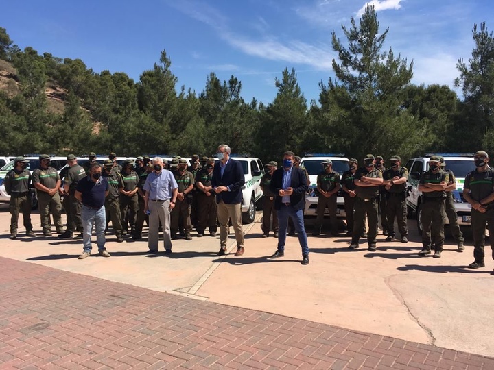 La Comunidad incorpora 13 nuevos vehículos para el servicio de los agentes medioambientales