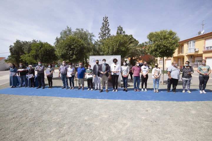 Acto de entrega de viviendas a once familias de Puerto Lumbreras (4)