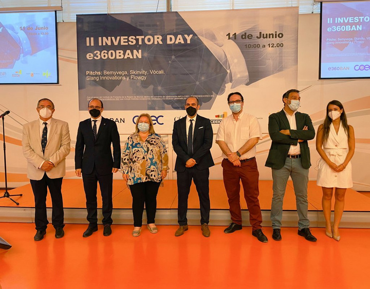 El INFO (Instituto de Fomento) y COEC (Confederación Comarcal de Organizaciones Empresariales de Cartagena) facilitan a cinco empresas emergentes la búsqueda de financiación alternativa en el 'Investor Day'