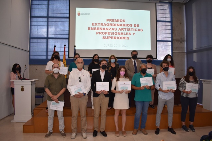 Educación entrega los Premios Extraordinarios de Música, Danza y Artes Plásticas