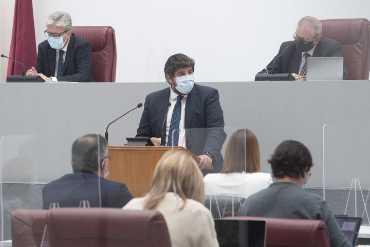 Fernando López Miras interviene en la primera sesión del Debate sobre el Estado de la Región (1)