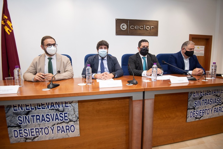 López Miras destaca la "unidad de Lorca y su comarca en defensa del Tajo-Segura" y recuerda que el 45 por ciento de la agricultura del Guadalentín depende del trasvase