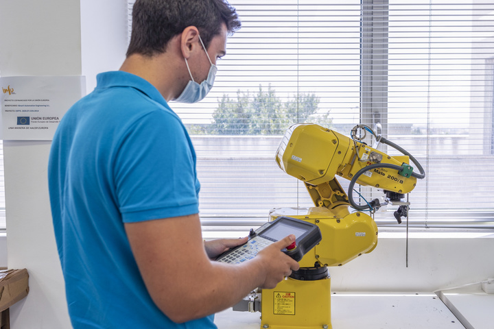 Imagen de algunas de las actividades empresariales que se desarrollan en el Ceeim (Centro Europeo de Empresas e Innovación de Murcia)