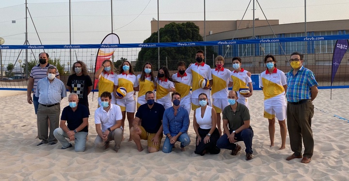 Escolares de 14 comunidades autónomas disputan en Lorca el Campeonato de España de Vóley Playa