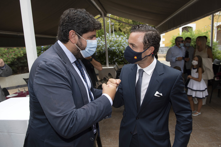 López Miras participa en el homenaje a Rafaelillo por el 25 aniversario de su alternativa (3)