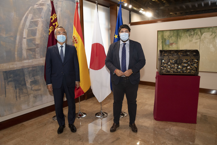 López Miras recibe al embajador de Japón en España