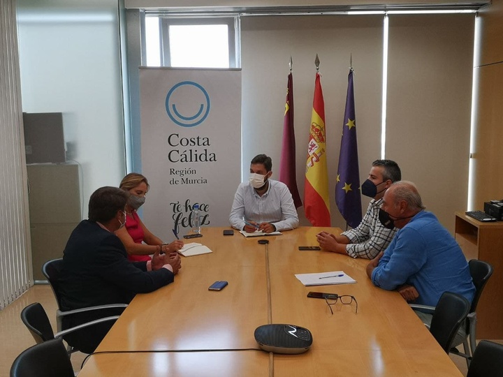 Reunión mantenida entre representantes del Instituto de Turismo de la Región de Murcia y de Aegolf para reanudar el plan de acción destinado a reactivar...