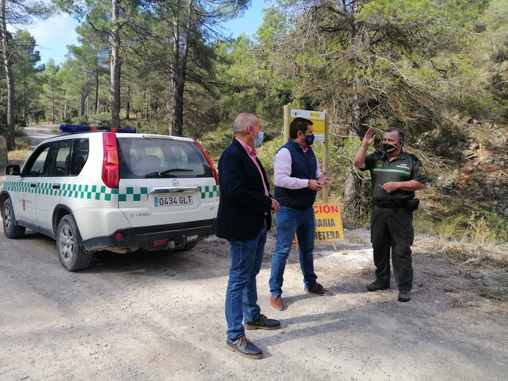 La Comunidad acondiciona el acceso a la garita forestal de 'La Selva', en la sierra de Pedro Ponce, por más de 173.000 euros