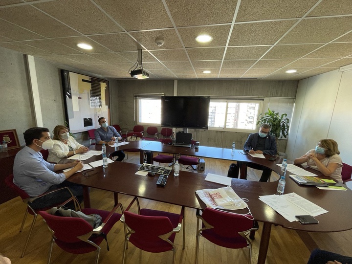 La Consejería de Educación y Cultura colaborará con el proyecto de investigación sobre las Aulas Abiertas