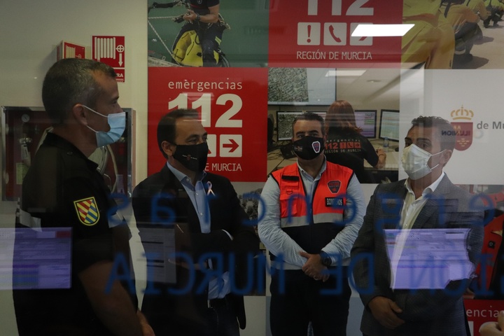 El Centro de Coordinación de Emergencias del 112 y el Consorcio de Extinción de Incendios y Salvamento reciben la visita del jefe del III Batallón de Intervención de Emergencias de la Unidad Militar de Emergencia
