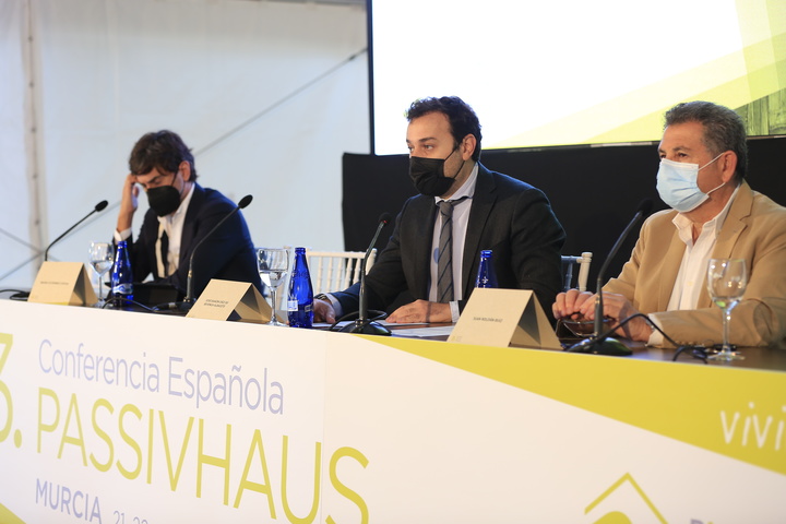 La Estrategia de Arquitectura y Construcción Sostenible comparte los beneficios del estándar 'passivhaus' que promueve la construcción de edificios de consumo energético casi nulo