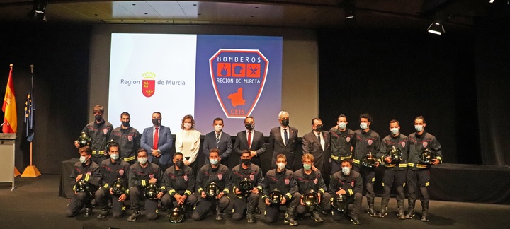 Acto de toma de posesión de los nuevos efectivos del Consorcio de Extinción de Incendios y Salvamento de la Región de Murcia, en e Auditorio regional