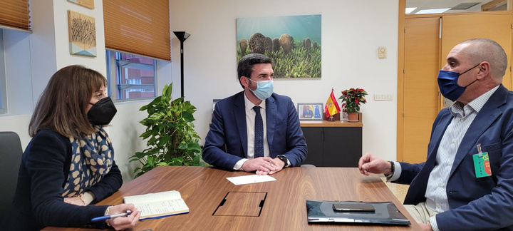 La Comunidad, el Consejo de Agricultura Ecológica y Carrefour intensificarán la promoción de productos de la Región de Murcia