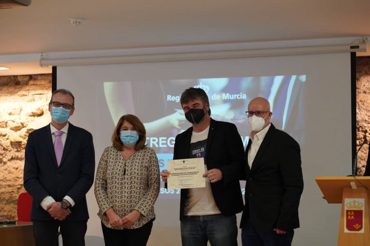 La Comunidad entrega los premios a la innovación educativa
