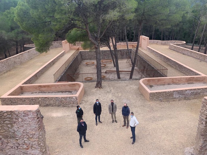 La Comunidad recupera la Casa del Avión de Sierra Espuña, un edificio inacabado construido durante la II República