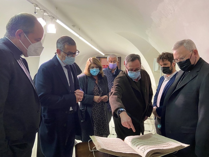 Presentación del concierto conmemorativo para celebrar el 500 aniversario del inicio de construcción de la torre de la Catedral