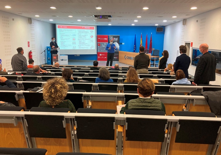 Participantes en el foro Top-Capital, organizado por Murcia Ban y el Instituto de Fomento