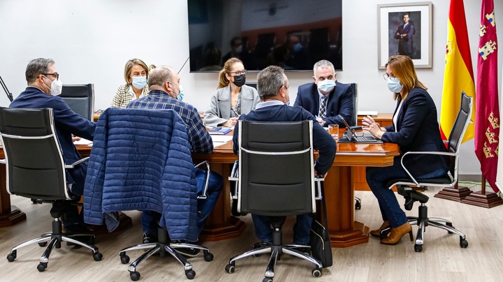 Isabel Franco recibe al secretario general de Comisiones Obreras