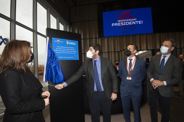 López Miras elogia durante una inauguración de instalaciones industriales en Fortuna a los "valientes" que ¿siguen invirtiendo y creando empleo en un escenario de incertidumbre¿