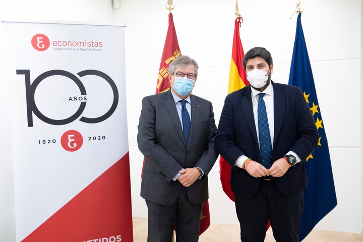 La Comunidad inicia los trámites para conceder la Medalla de Oro de la Región de Murcia al Colegio de Economistas