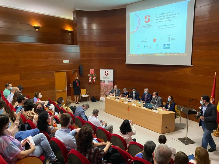 Pedreño agradece a los profesionales su labor durante la pandemia en el II Congreso de Medicina Preventiva y Salud Pública